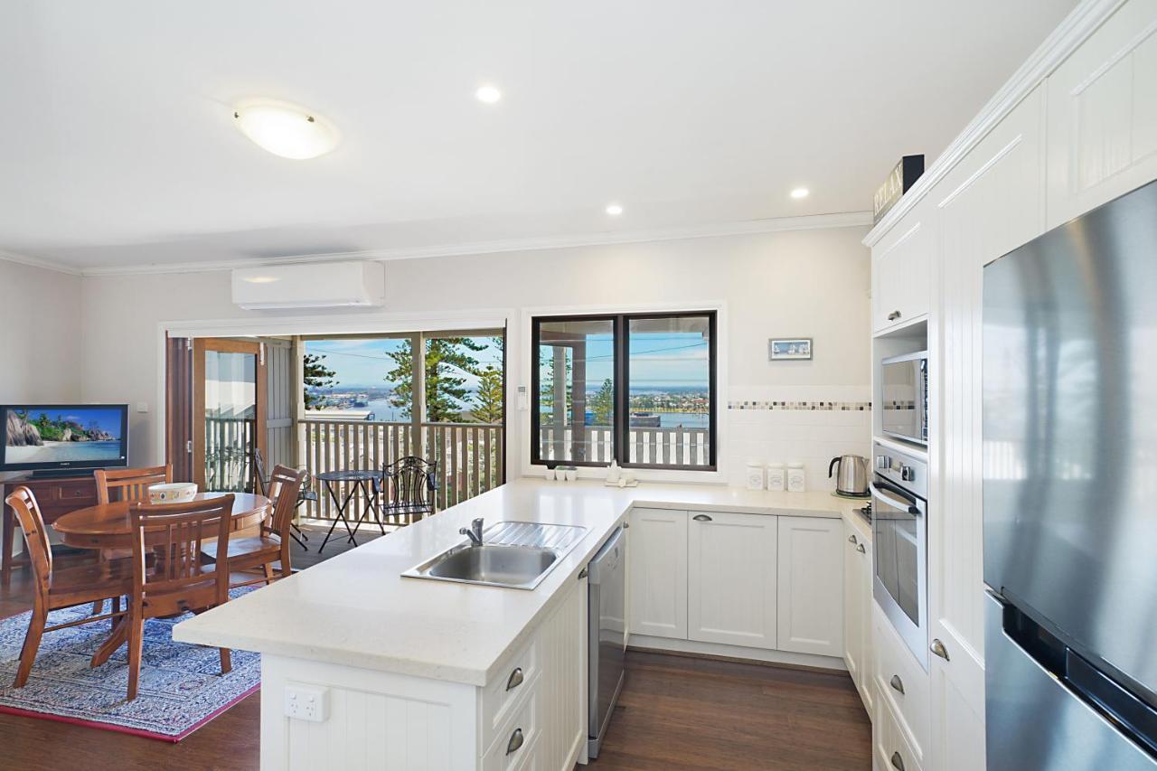 Newcastle Short Stay Accommodation - Vista Apartment Экстерьер фото