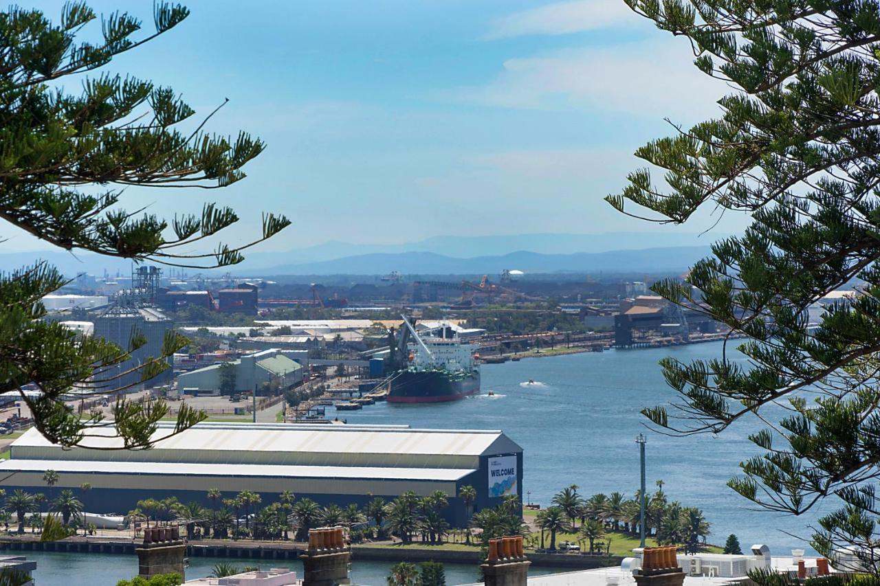 Newcastle Short Stay Accommodation - Vista Apartment Экстерьер фото